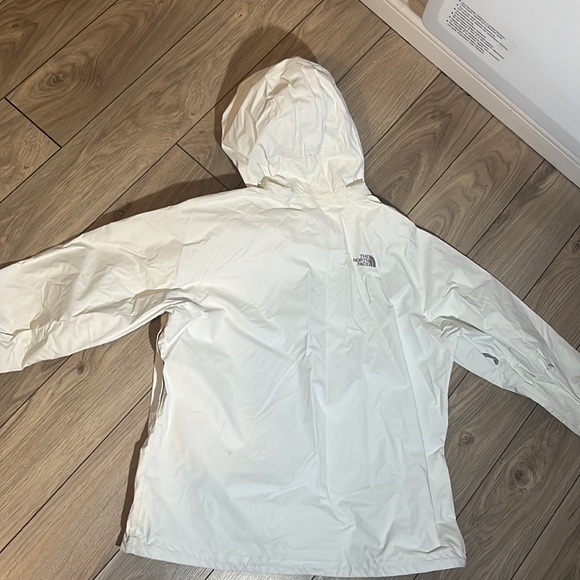 North Face Hyvent DT Jacket - Picture 4 of 8